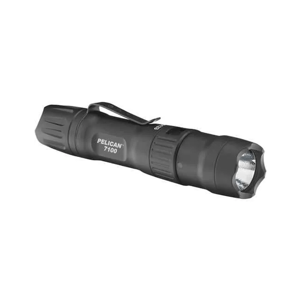 Linterna De Led Táctica Recargable Pelican 7100